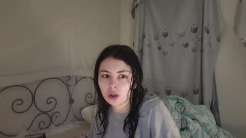 Snapshot of lama111111mama chatting on 01.20.25 I work 5PM to 9 PM EST New York online show from 01.20.25