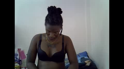 Snapshot of lamensha chatting on 09.22.25 lamensha online show from 09.22.25