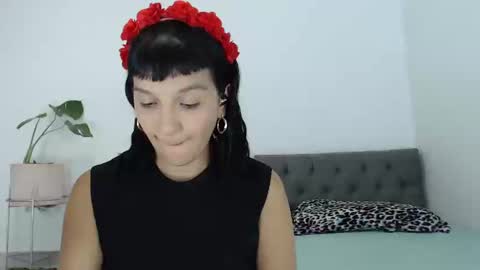 J e n a  All Days  UTC -5 2030  online show from 12.15.24