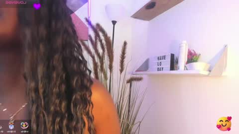    online show from 01.25.25