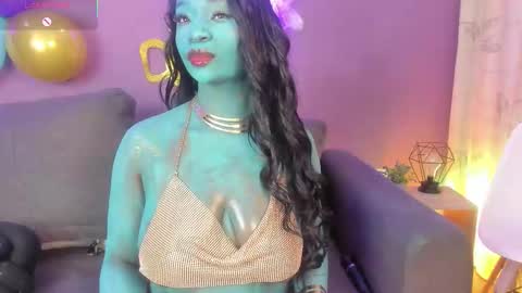    online show from 10.11.25