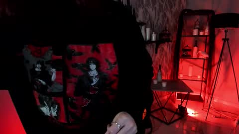 just call me Lana  and her security online show from 11.07.25