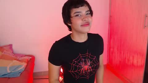 Snapshot of lana_fenty chatting on 10.24.25 Lana online show from 10.24.25