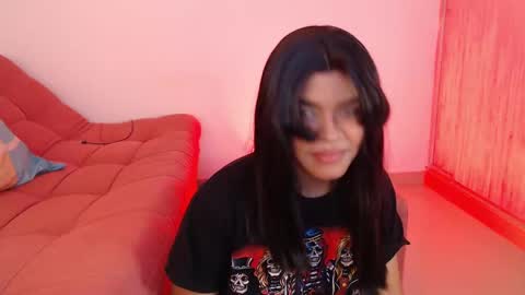 Snapshot of lana_fenty chatting on 10.24.25 Lana online show from 10.24.25