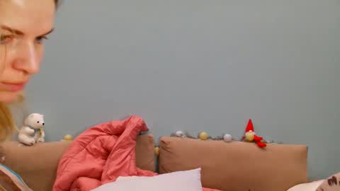 Lana online show from 02.28.26