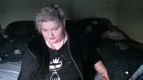 lanacat555 online show from 10.30.25