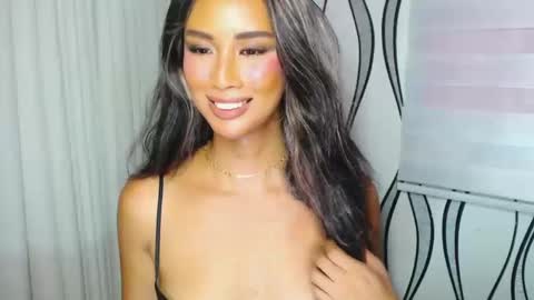 Lana online show from 12.31.24