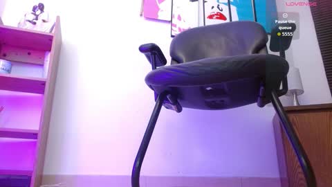 Alana Garcia  online show from 10.17.25