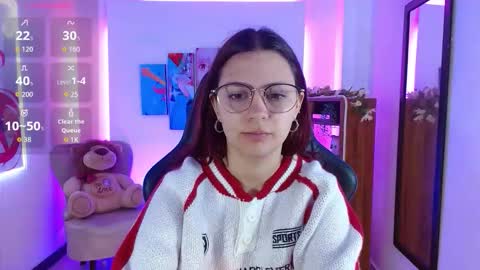 Alana Garcia  online show from 12.01.25