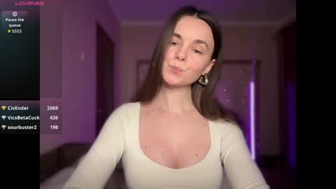 Snapshot of lanaloulou chatting on 06.24.26 Lana online show from 06.24.26