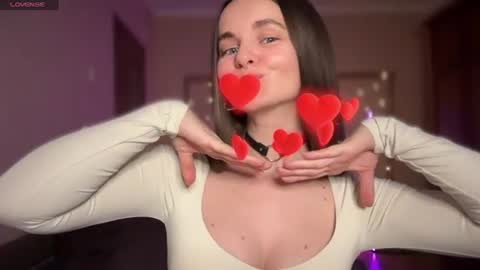 Snapshot of lanaloulou chatting on 07.23.26 Lana online show from 07.23.26