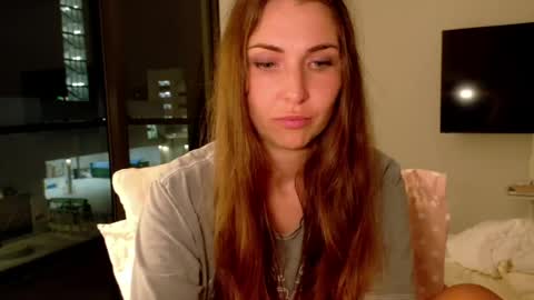 Snapshot of lanalure chatting on 07.14.26 Lana online show from 07.14.26