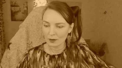 Snapshot of lanaradiance chatting on 05.14.26 Lana Radiance online show from 05.14.26