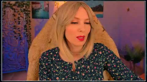 Snapshot of lanaradiance chatting on 06.21.26 Lana Radiance online show from 06.21.26