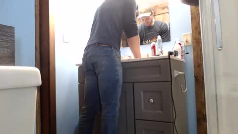 Snapshot of lancehardin chatting on 01.07.25 Lance online show from 01.07.25