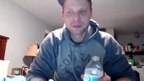 Snapshot of lancehardin chatting on 03.12.25 Lance online show from 03.12.25