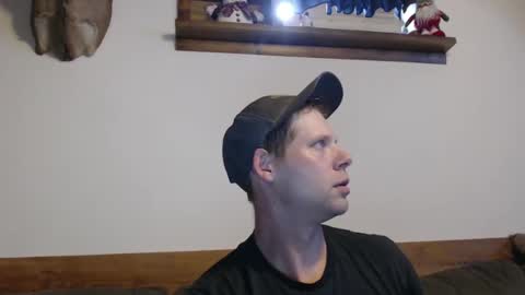 Snapshot of lancehardin chatting on 09.22.25 Lance online show from 09.22.25