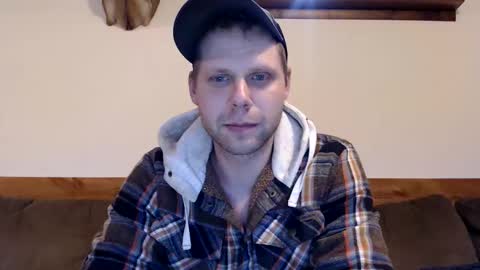 Snapshot of lancehardin chatting on 04.20.26 Lance online show from 04.20.26