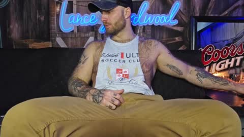 Snapshot of lancehardwood222 chatting on 01.07.25 LANCE online show from 01.07.25