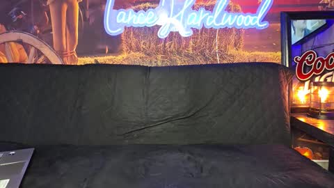 Snapshot of lancehardwood222 chatting on 10.18.25 LANCE online show from 10.18.25