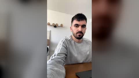 Snapshot of lander920612 chatting on 02.18.26 lander920612 online show from 02.18.26