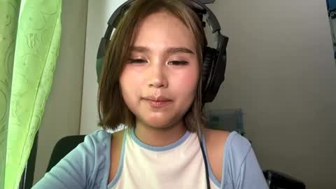 Victoria online show from 04.18.26