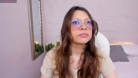 Snapshot of lanna_18_ chatting on 07.13.26 Lanna online show from 07.13.26