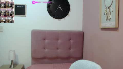 Snapshot of lanna_mills chatting on 02.03.25 Lanna online show from 02.03.25