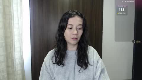 Lanna online show from 10.28.25