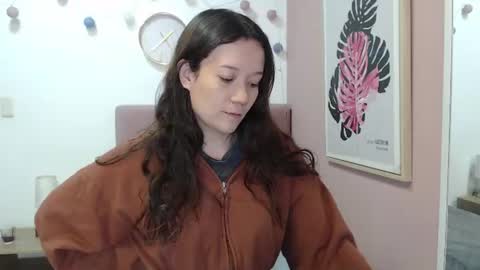 Snapshot of lanna_mills chatting on 07.15.26 Lanna online show from 07.15.26