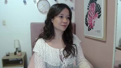Snapshot of lanna_mills chatting on 07.18.26 Lanna online show from 07.18.26