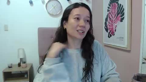 Snapshot of lanna_mills chatting on 07.20.26 Lanna online show from 07.20.26