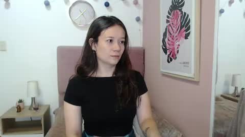 Snapshot of lanna_mills chatting on 07.31.26 Lanna online show from 07.31.26