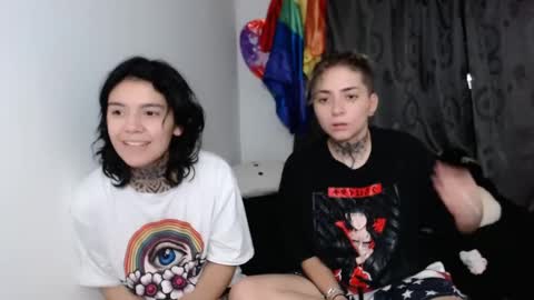 Snapshot of lannie_gonzales chatting on 12.29.24 LANNIE online show from 12.29.24