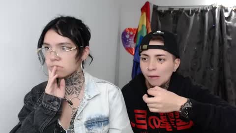 Snapshot of lannie_gonzales chatting on 12.31.24 LANNIE online show from 12.31.24