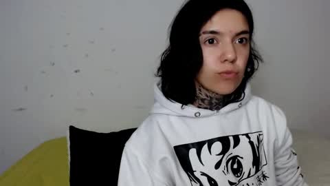 Snapshot of lannie_gonzales chatting on 01.25.25 LANNIE online show from 01.25.25