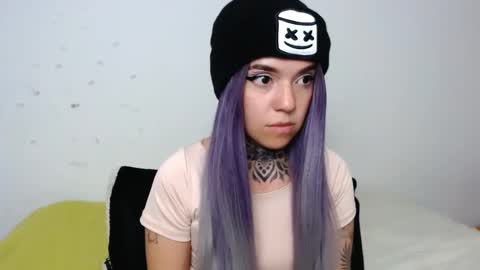 Snapshot of lannie_gonzales chatting on 01.27.25 LANNIE online show from 01.27.25