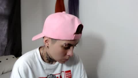 Snapshot of lannie_gonzales chatting on 02.11.25 LANNIE online show from 02.11.25