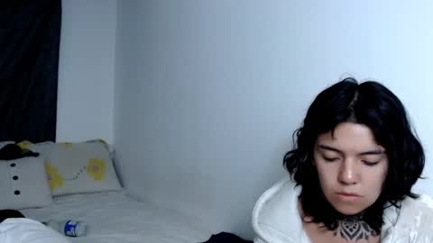 Snapshot of lannie_gonzales chatting on 02.19.25 LANNIE online show from 02.19.25