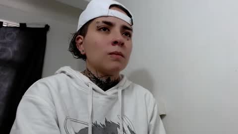 Snapshot of lannie_gonzales chatting on 03.05.25 LANNIE online show from 03.05.25