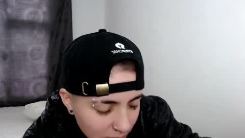 Snapshot of lannie_gonzales chatting on 03.11.25 LANNIE online show from 03.11.25