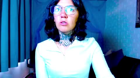 LANNIE   online show from 04.01.26