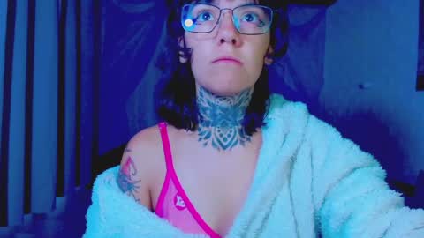 LANNIE   online show from 04.10.26