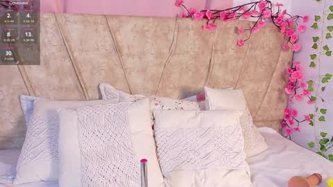 Lara Gill online show from 01.13.26