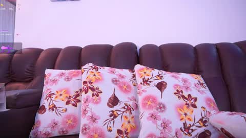 Snapshot of lara_giraldo chatting on 11.21.25 Hello Guys I am Lara Giraldo WELCOME To my room online show from 11.21.25