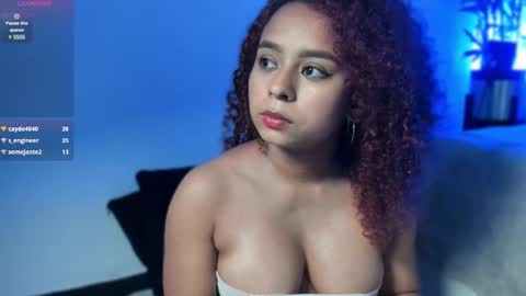 Snapshot of lara_jones_ chatting on 02.26.25 Lara online show from 02.26.25