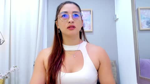      700  200   online show from 02.03.25