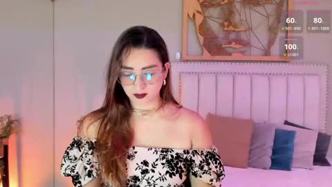      700  200   online show from 04.13.26