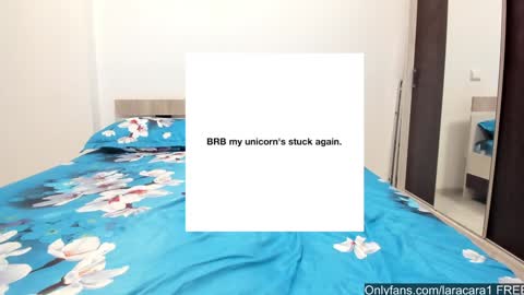 Snapshot of laracara chatting on 02.01.25 Lara online show from 02.01.25