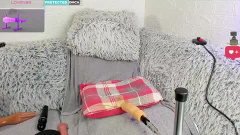 Lara online show from 03.29.26